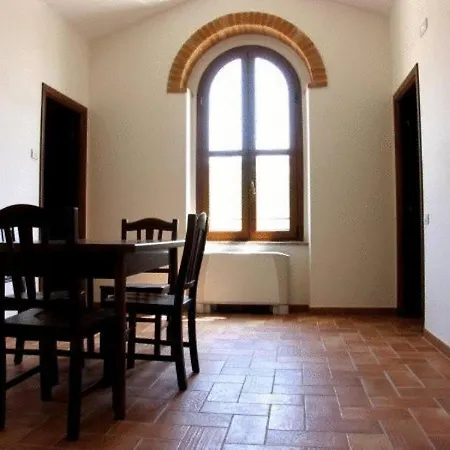 ファームステイ Raggioverde レカナーティ