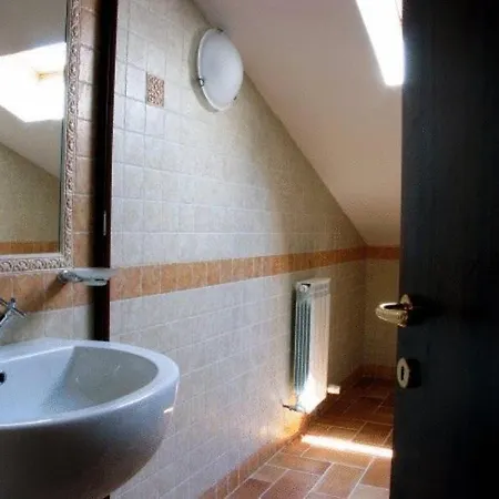 Agriturismo Raggioverde Farm stay *